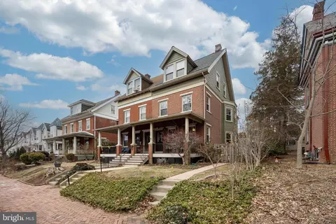 421 Dean St, West Chester, PA 19382