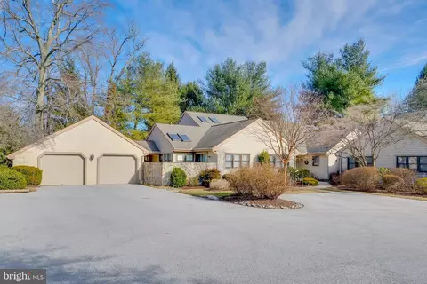 638 Glenwood Ln, West Chester, PA 19380