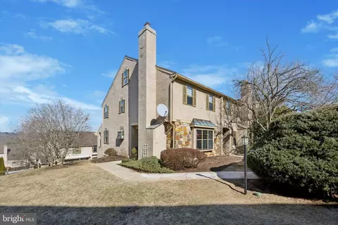 2201 Winterbridge Ln, West Chester, PA 19382