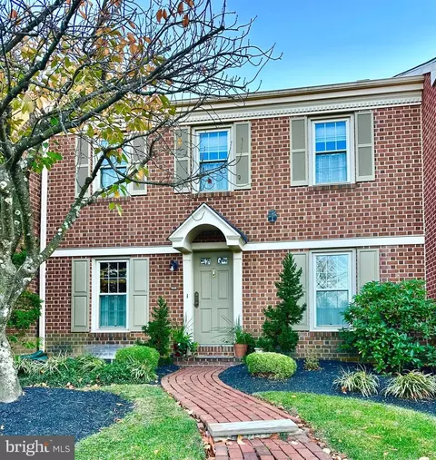 402 Penns Ln, Malvern, PA 19355