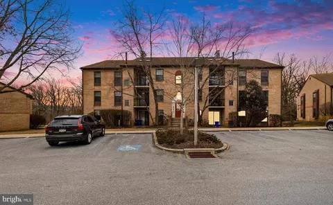 613 Washington Pl #13, Chesterbrook, PA 19087