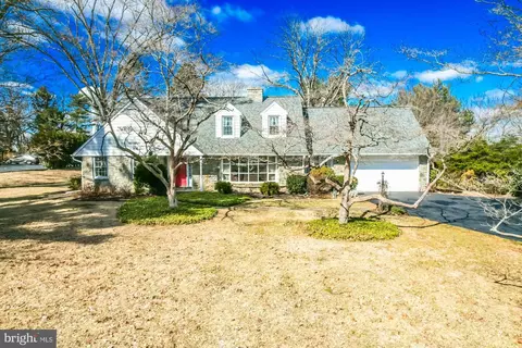 521 Locust Ln N, West Chester, PA 19380
