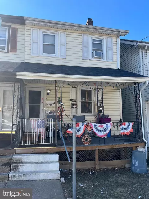 206 Union Ave, Coatesville, PA 19320
