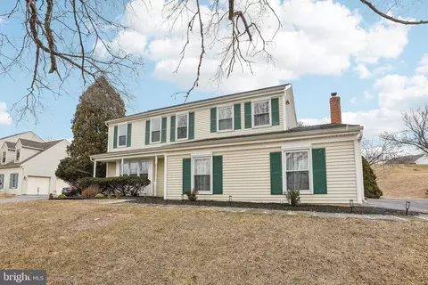 295 Cotswold Ln, West Chester, PA 19380