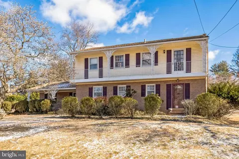1149 King Of Prussia Rd, Wayne, PA 19087