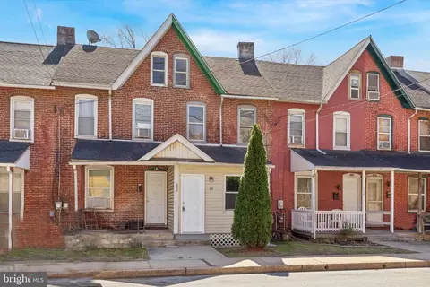 332 Valley Rd, Coatesville, PA 19320