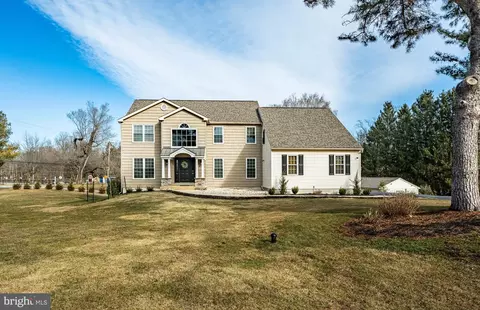 1315 Sonnet Ln, West Chester, PA 19380