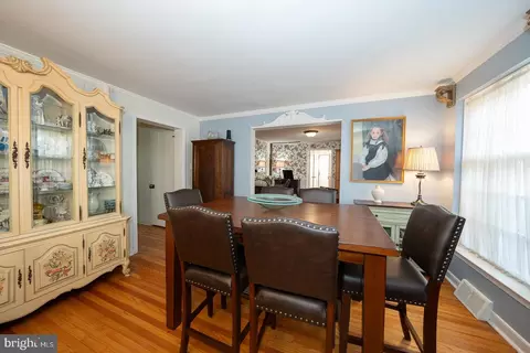 718 S Waterloo Rd, Devon, PA 19333 photo 16