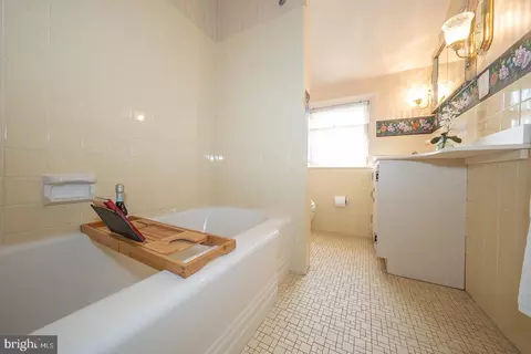 718 S Waterloo Rd, Devon, PA 19333 photo 41