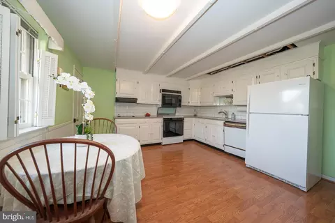 718 S Waterloo Rd, Devon, PA 19333 photo 27