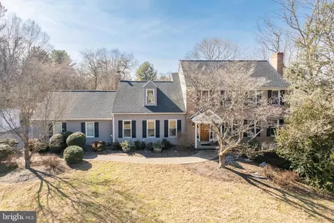 808 General Sterling Dr, West Chester, PA 19382