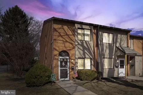 301 Valley Dr, West Chester, PA 19382