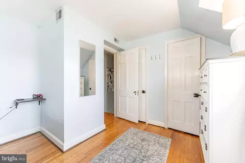 Bedroom - 30 Meadowbrook Rd, Wayne, PA 19087 photo 3 of 5
