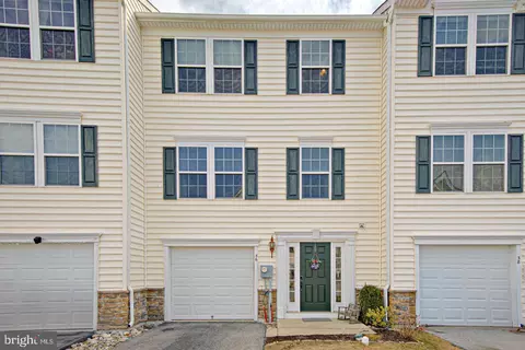 36 Tuxford Ln, Coatesville, PA 19320