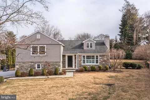 Exterior - 131 Clover Hill Ln, Wayne, PA 19087 photo 8 of 8