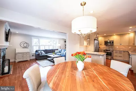 Dining - 131 Clover Hill Ln, Wayne, PA 19087 photo 1 of 2