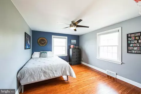 Bedroom - 131 Clover Hill Ln, Wayne, PA 19087 photo 3 of 3