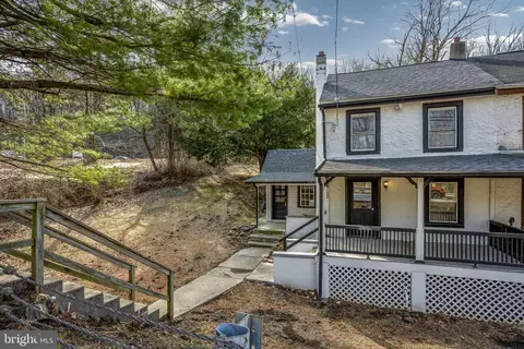 1003 Manor Rd, Coatesville, PA 19320