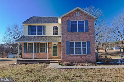 879 W Cedarville Rd, Pottstown, PA 19465