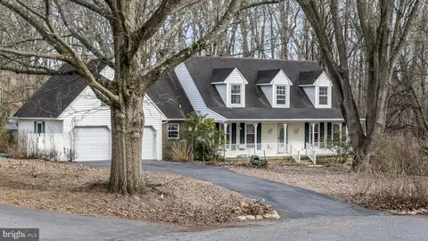 701 Great Oak Ln, Kennett Square, PA 19348
