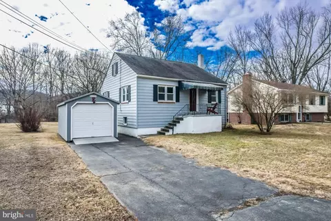2240 Miller Ave, Coatesville, PA 19320