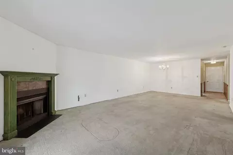 Living - 192 Valley Stream Ln, Chesterbrook, PA 19087 photo 4 of 4