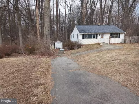 813 W King Rd, Malvern, PA 19355
