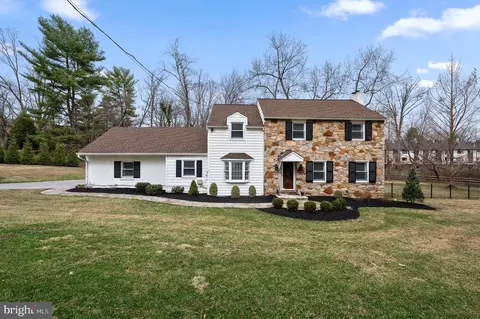 215 Darby Rd, Paoli, PA 19301