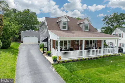 410 Park Dr, Phoenixville, PA 19460