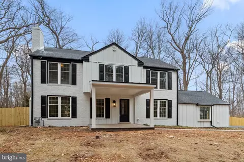 827 Weadley, Wayne, PA 19087