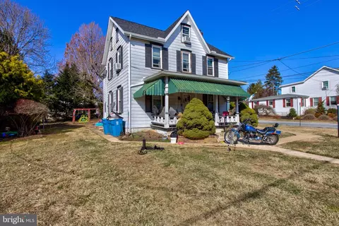 172 N 3rd St, Oxford, PA 19363