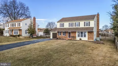 1117 Warren Rd, West Chester, PA 19382