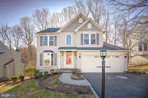 932 Kings Arms Dr, Downingtown, PA 19335