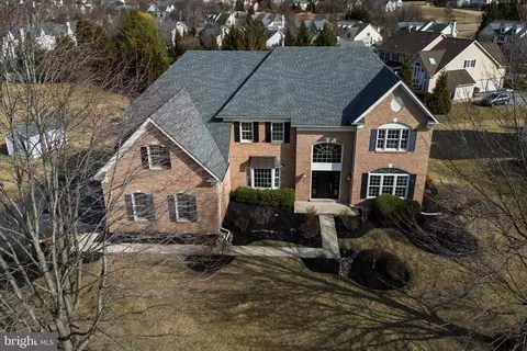 9 Corbin Dr, Exton, PA 19341