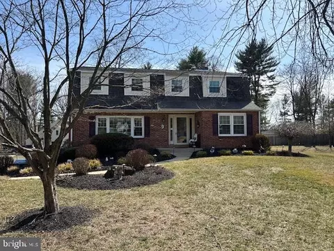 9 Emery Ln, Phoenixville, PA 19460