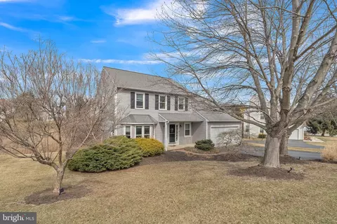 327 Laurel Moors Dr, Exton, PA 19341