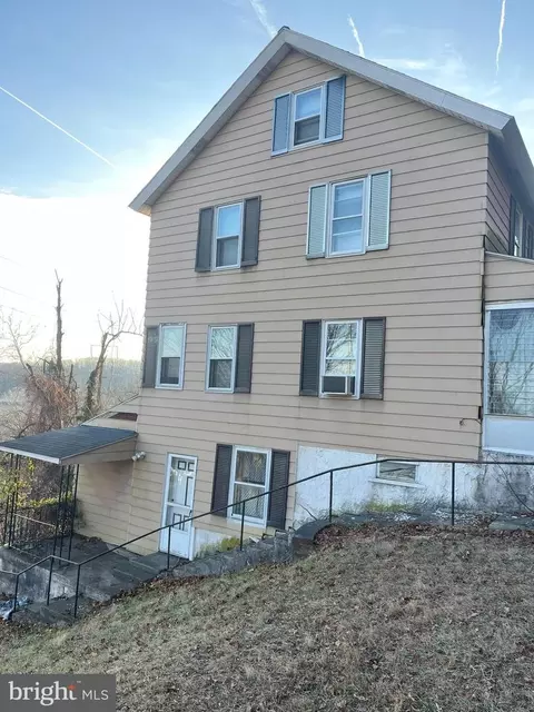 608 Old Lincoln Hwy, Coatesville, PA 19320