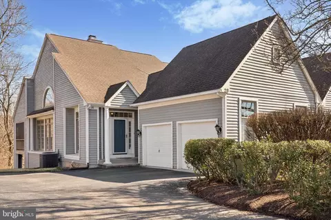 28 Southampton Parish Rd, Landenberg, PA 19350
