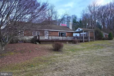 401 Ray Mar Rd, Oxford, PA 19363