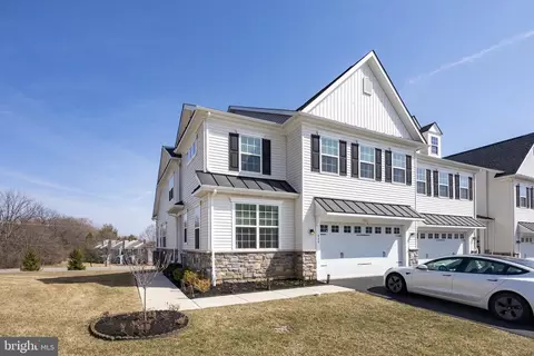 Exterior - 429 Lee Pl, Exton, PA 19341 photo 9 of 10