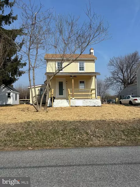 7903 Hickory Hill Rd, Oxford, PA 19363