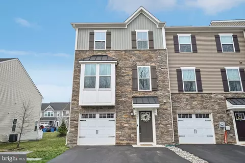209 Hibiscus Way, Downingtown, PA 19335