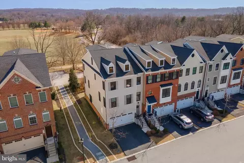 View/Area - 34 Parkview Cir, Wayne, PA 19087 photo 6 of 6
