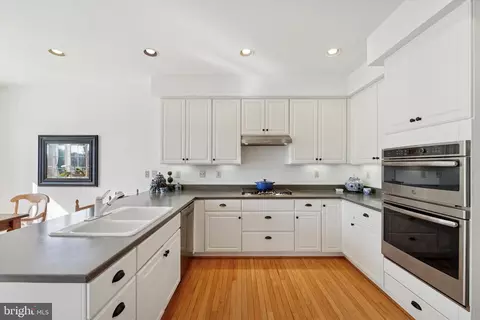 Kitchen - 15 Dillon Ct, Exton, PA 19341 photo 1 of 3