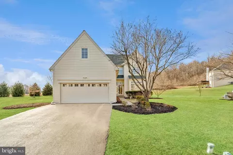15 Dillon Ct, Exton, PA 19341