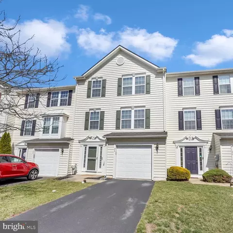 24 Bayberry Ln, Pottstown, PA 19465