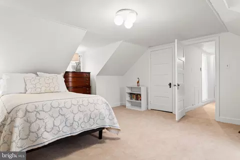 Bedroom - 212 W Valley Rd, Wayne, PA 19087 photo 6 of 7