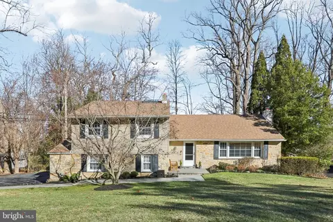352 Friendship Dr, Paoli, PA 19301