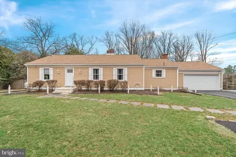 1926 Hillendale Rd, Chadds Ford, PA 19317