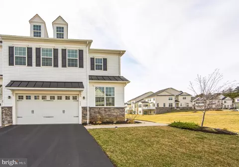 422 Lee Pl, Exton, PA 19341 photo 2